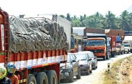 ഇന്ധന വില വർധന: വാഹനങ്ങൾ നിർത്തിയിട്ട് പ്രതിഷേധം; നാളെ പ്രതീകാത്മക ബന്ദിന് ആഹ്വാനം ചെയ്ത് യൂത്ത് കോൺഗ്രസ്
