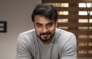 ടൊവിനോയുടെ ആരോ​ഗ്യനില തൃപ്തികരം; 24 മണിക്കൂർ കൂടി ഐസിയുവിൽ തുടരും