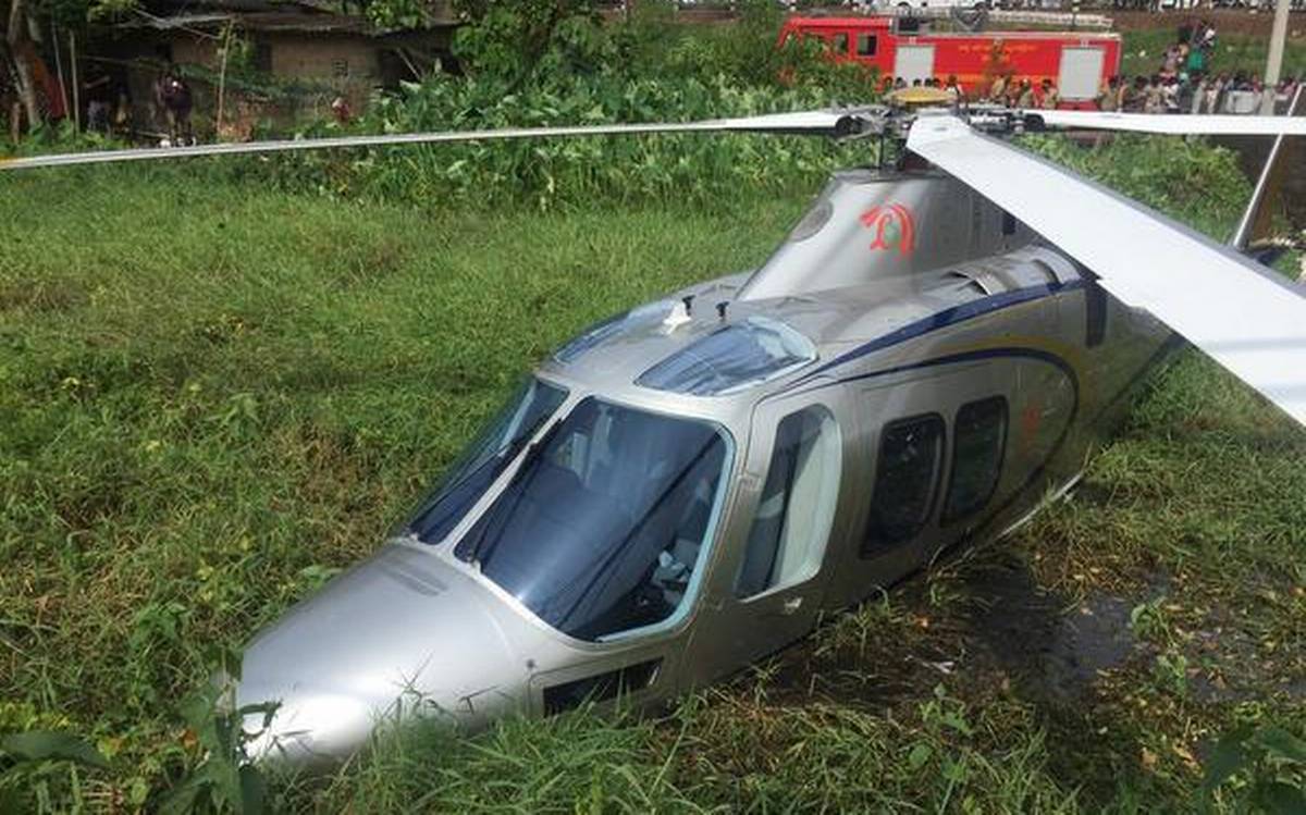 ഹെലികോപ്റ്റർ അപകടത്തിൽ പരിക്ക് പറ്റിയ എം എ യൂസഫലിയെ ശസ്ത്രക്രിയയ്ക്ക് വിധേയനാക്കി